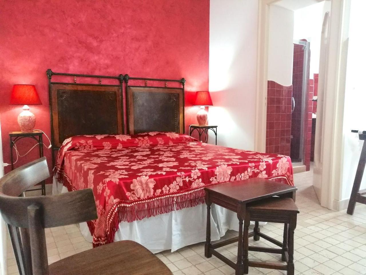 Anticadimora Dei Pepe Bed and Breakfast Salve Buitenkant foto